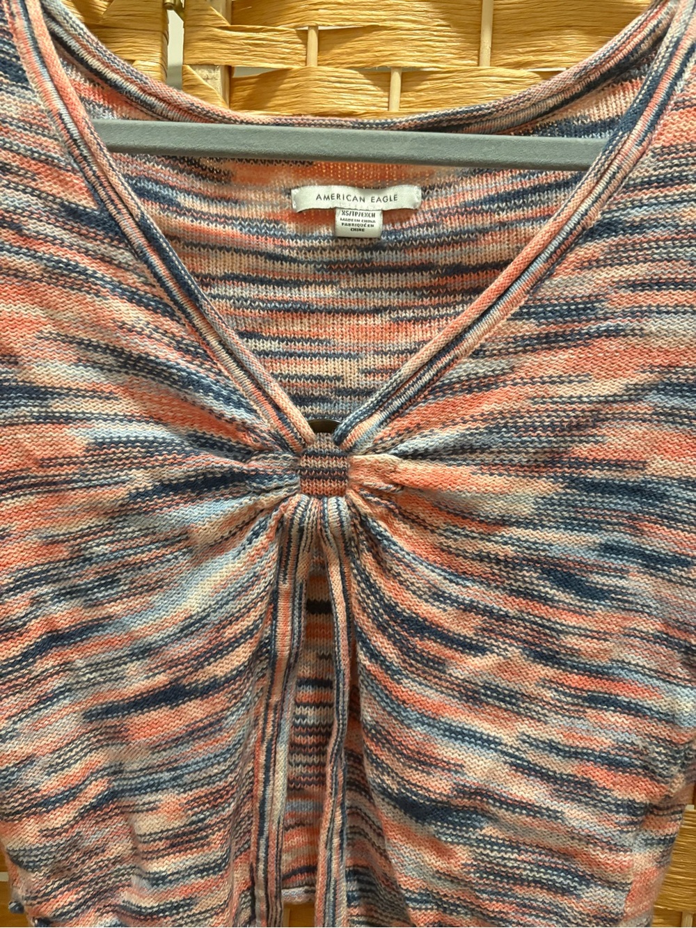AE Knot-Front Multicolor Knit Crop Top - Coral/Blue XS - Picture 4 of 6